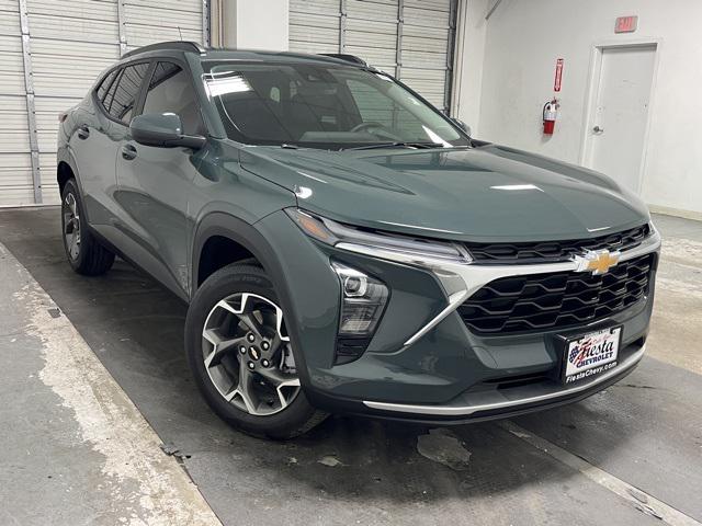 2025 Chevrolet Trax FWD LT