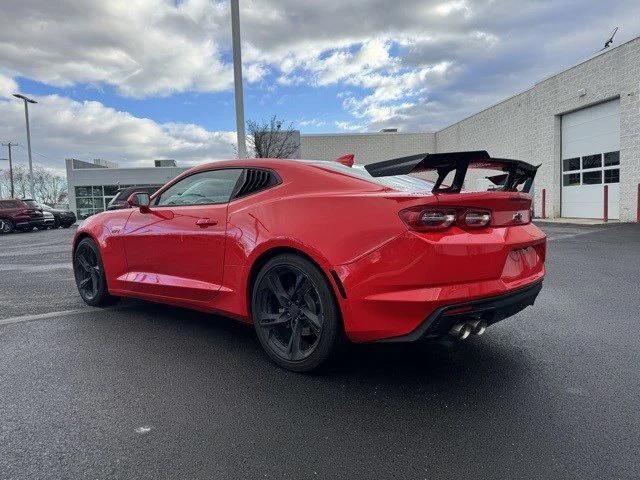 2021 Chevrolet Camaro RWD Coupe LT1