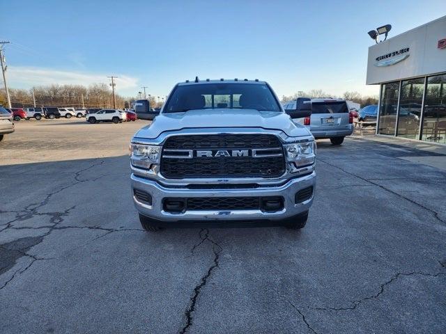 2024 RAM Ram 3500 RAM 3500 TRADESMAN CREW CAB 4X4 8 BOX