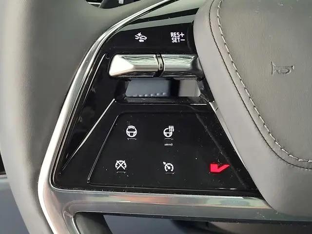 2025 Cadillac Escalade Sport 2