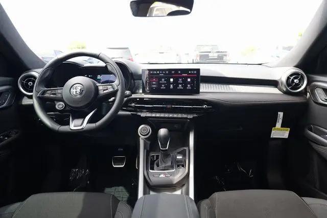 2025 Alfa Romeo Tonale Hybrid EAWD