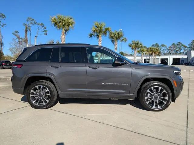 2025 Jeep Grand Cherokee Overland