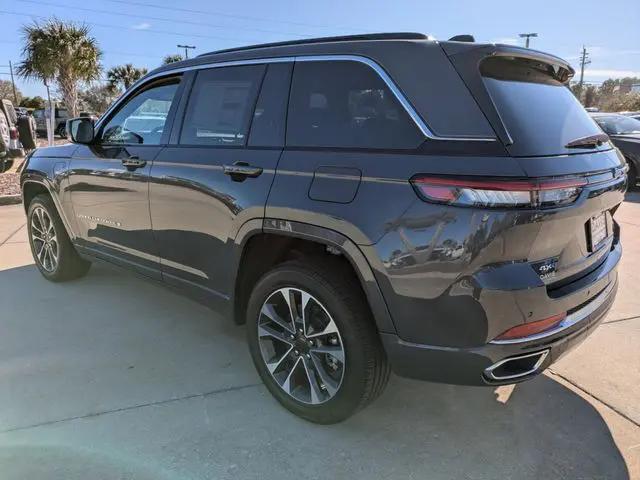 2025 Jeep Grand Cherokee Overland
