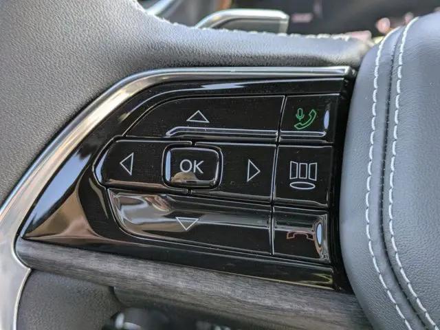 2025 Jeep Grand Cherokee Overland