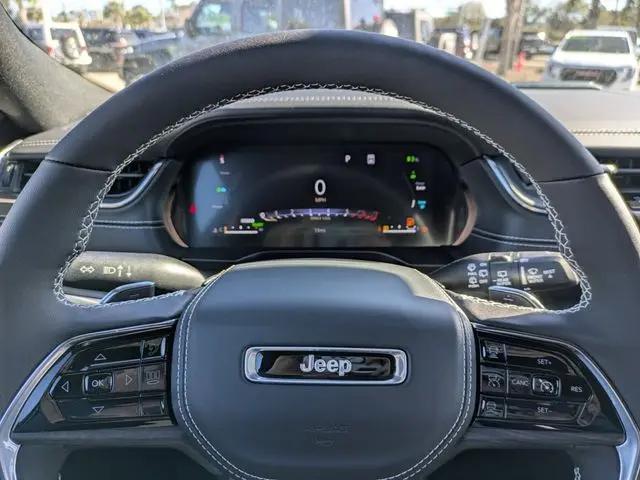 2025 Jeep Grand Cherokee Overland