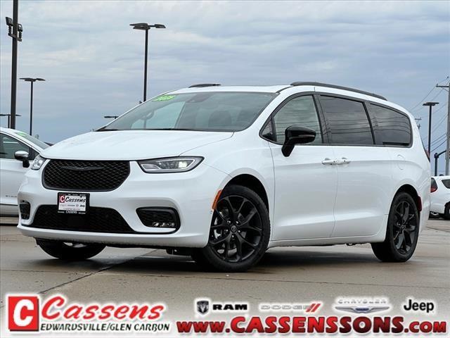 2025 Chrysler Pacifica PACIFICA LIMITED