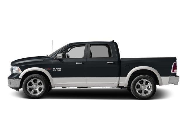 2017 RAM 1500 Laramie Crew Cab 4x2 57 Box