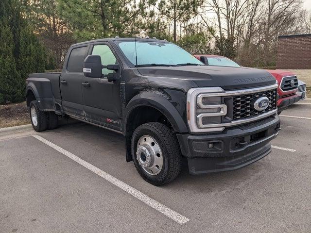 2025 Ford F-450 Platinum