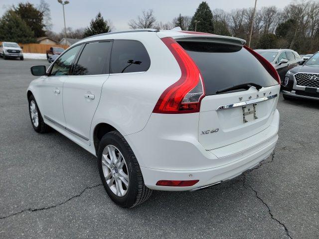 2016 Volvo XC60 T5 Premier