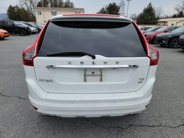 2016 Volvo XC60 T5 Premier