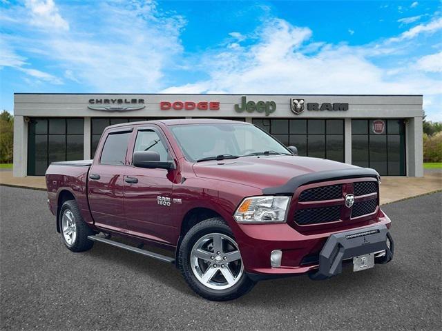 2018 RAM 1500 Express Crew Cab 4x2 57 Box