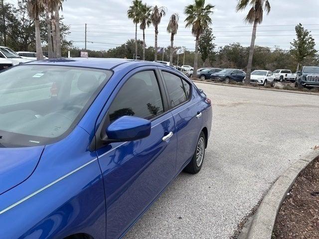 2017 Nissan Versa 1.6 SV