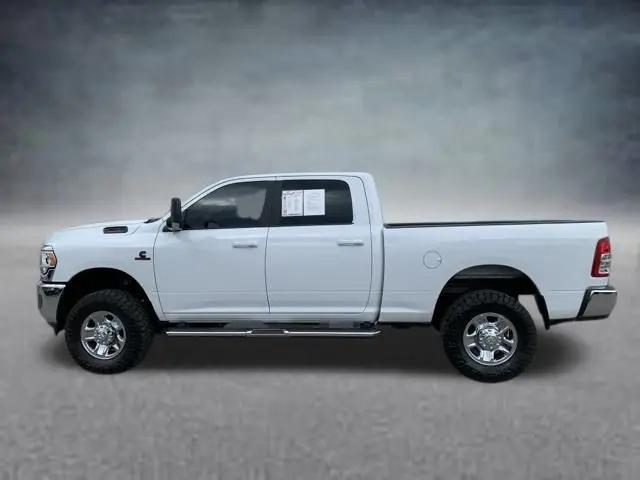 2022 Ram 2500 Big Horn Crew Cab 4x4 6'4" Box