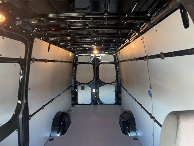 2025 Mercedes-Benz Sprinter 3500 Cargo 170 WB