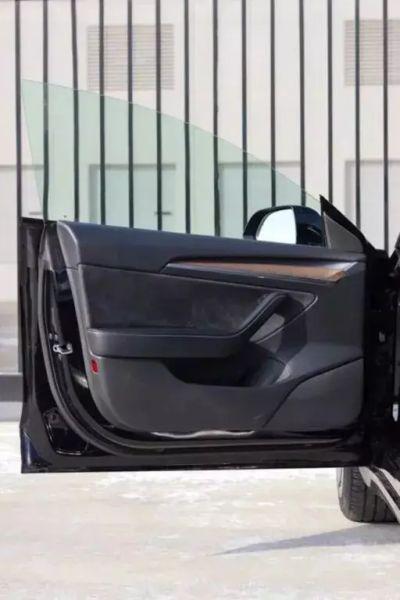 2022 Tesla Model 3 Rear-Wheel Drive