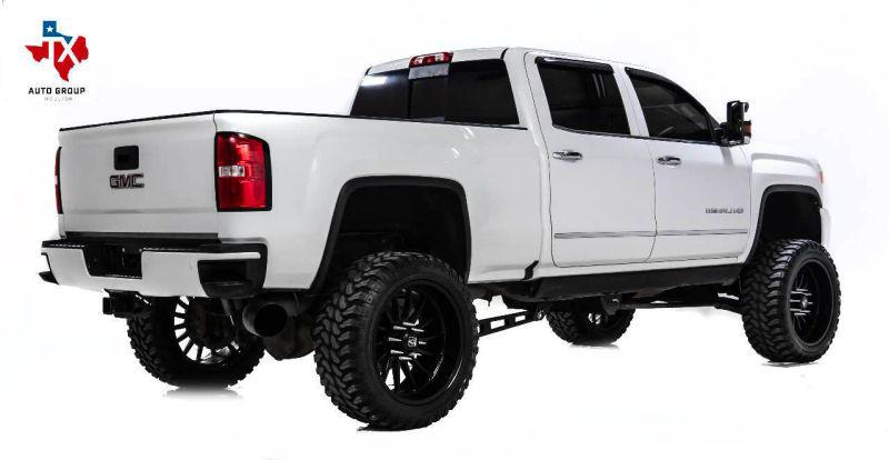 2016 GMC Sierra 2500HD Denali