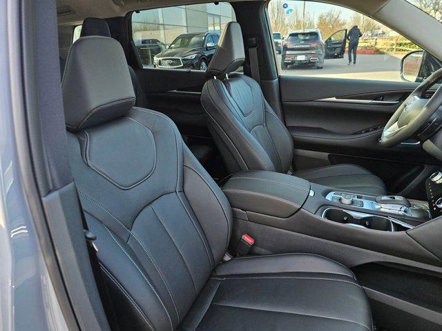 2025 INFINITI QX60 SENSORY AWD
