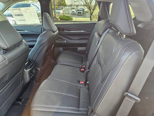 2025 INFINITI QX60 SENSORY AWD