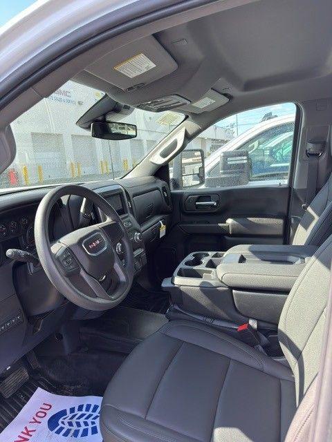 2024 GMC Sierra 3500HD 4WD Crew Cab Long Bed Pro