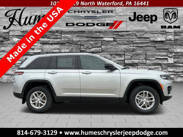 2025 Jeep Grand Cherokee GRAND CHEROKEE LAREDO X 4X4