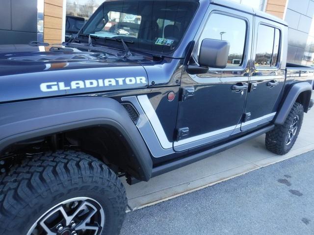 2025 Jeep Gladiator GLADIATOR RUBICON 4X4