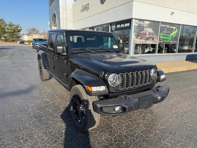 2025 Jeep Gladiator GLADIATOR NIGHTHAWK 4X4
