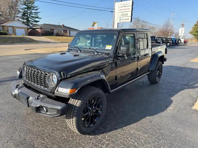 2025 Jeep Gladiator GLADIATOR NIGHTHAWK 4X4