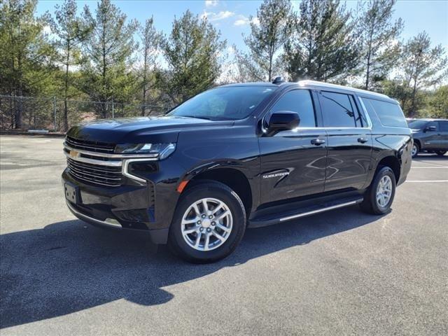 2023 Chevrolet Suburban 4WD LT