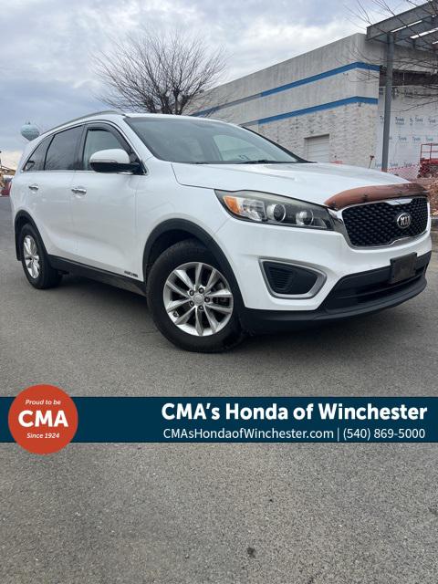 2016 Kia Sorento 3.3L LX