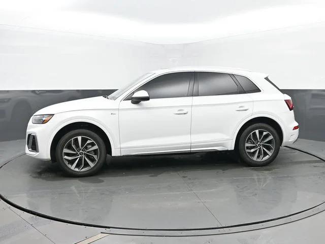 2023 Audi Q5 Premium Plus 45 TFSI S line quattro 2023 Audi Q5 Premium Plus 45 TFSI S line quattro