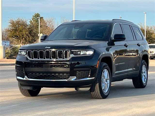 2025 Jeep Grand Cherokee GRAND CHEROKEE L LAREDO 4X2