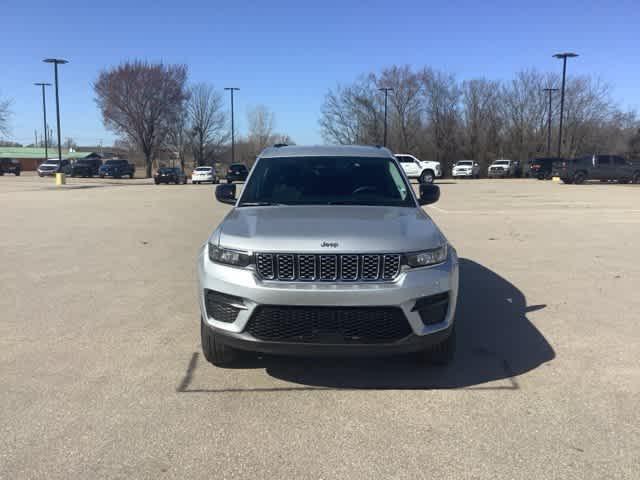 2023 Jeep Grand Cherokee L Laredo 4x4