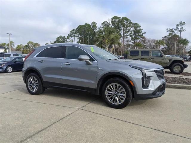 2024 Cadillac XT4 FWD Premium Luxury