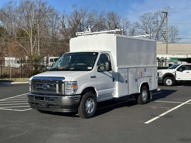 2025 Ford E-350 Cutaway E-Series Cutaway