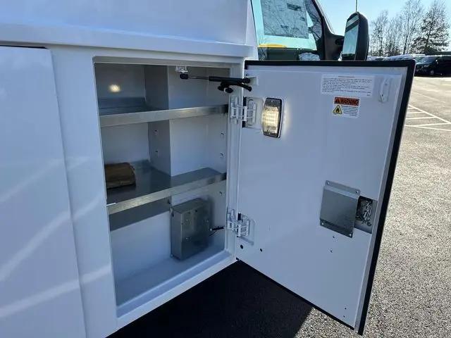 2025 Ford E-350 Cutaway E-Series Cutaway