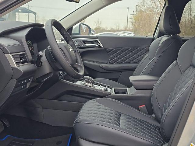 2025 Mitsubishi Outlander PHEV SEL S-AWC
