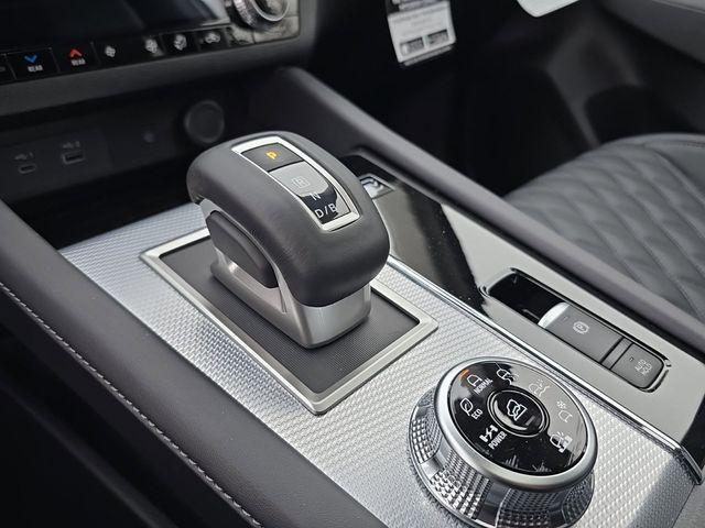 2025 Mitsubishi Outlander PHEV SEL S-AWC
