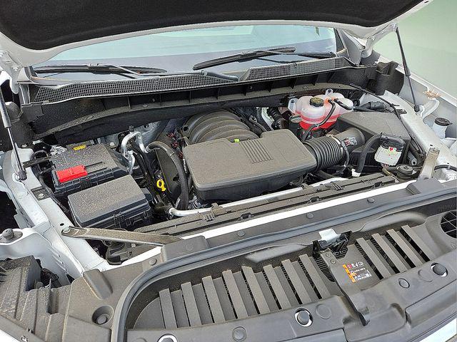 2025 Chevrolet Silverado 1500 2WD Crew Cab Standard Bed LT