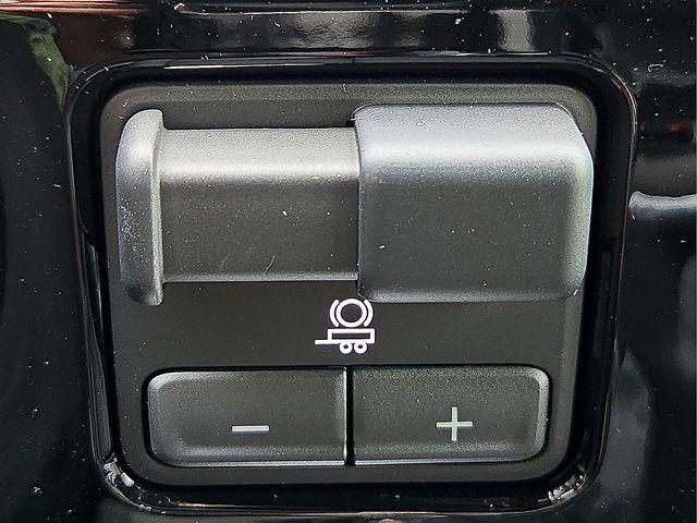 2025 Chevrolet Silverado 1500 2WD Crew Cab Standard Bed LT