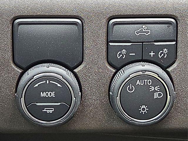 2025 Chevrolet Silverado 1500 2WD Crew Cab Standard Bed LT