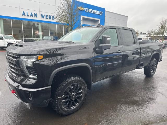2025 Chevrolet Silverado 3500HD 4WD Crew Cab Long Bed LT
