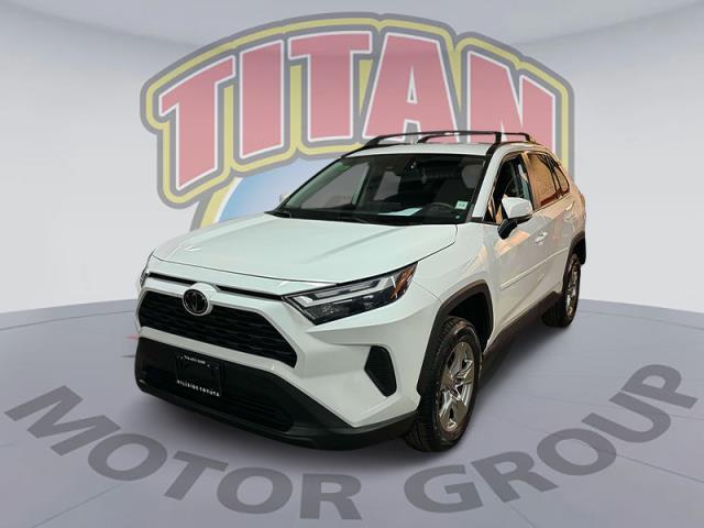 2022 Toyota RAV4 XLE [15]