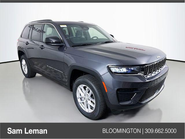 2025 Jeep Grand Cherokee GRAND CHEROKEE LAREDO X 4X4