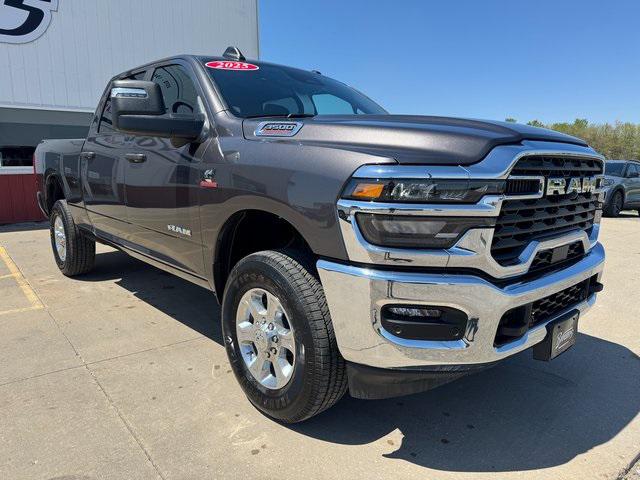 2025 RAM Ram 3500 RAM 3500 BIG HORN CREW CAB 4X4 64 BOX