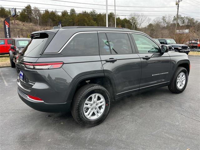 2025 Jeep Grand Cherokee GRAND CHEROKEE LAREDO 4X4