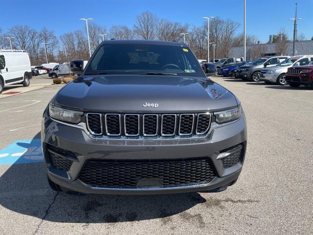 2025 Jeep Grand Cherokee GRAND CHEROKEE LAREDO 4X4