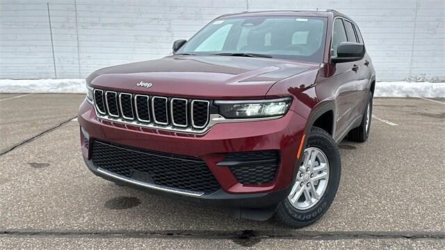 2025 Jeep Grand Cherokee GRAND CHEROKEE LAREDO 4X4
