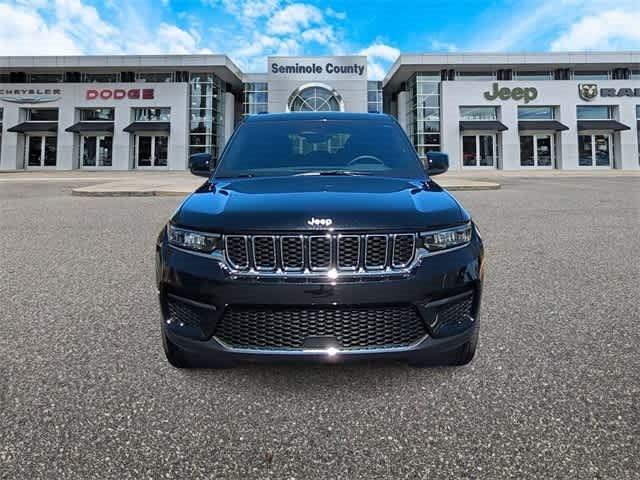 2025 Jeep Grand Cherokee GRAND CHEROKEE LAREDO 4X4