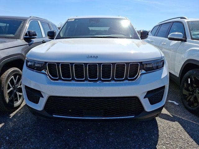 2025 Jeep Grand Cherokee GRAND CHEROKEE LAREDO 4X4