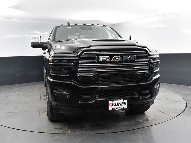 2025 RAM Ram 3500 RAM 3500 LARAMIE CREW CAB 4X4 64 BOX